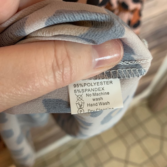 Leopard Blouse - Picture 4 of 10